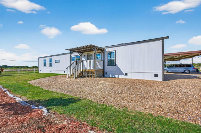 805 Williams Road, East Bernard, TX 77435