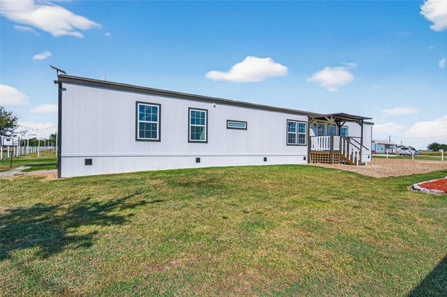 805 Williams Road, East Bernard, TX 77435