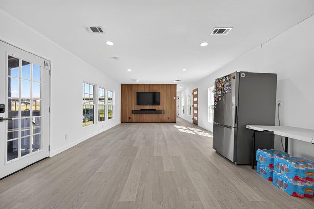 805 Williams Road, East Bernard, TX 77435