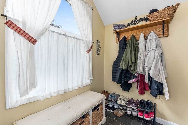 40 Benefit St, Attleboro, MA 02703