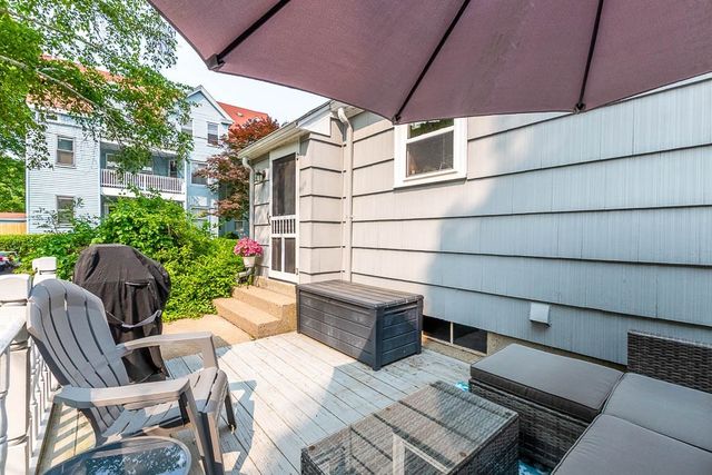 40 Benefit St, Attleboro, MA 02703