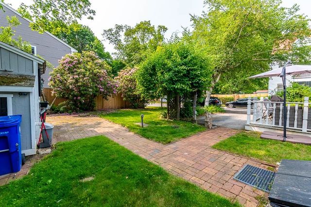 40 Benefit St, Attleboro, MA 02703