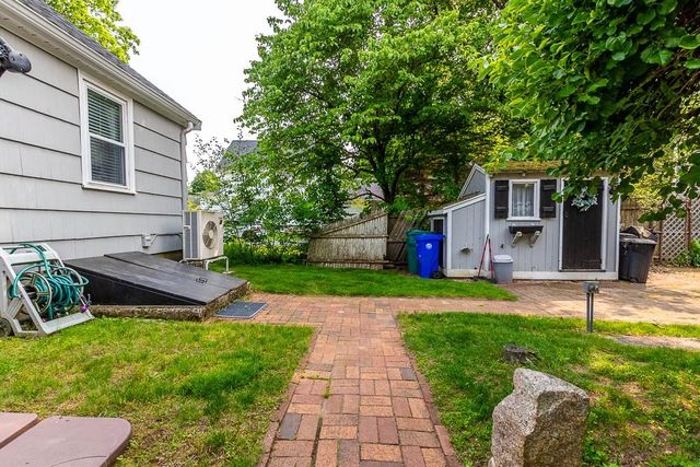 40 Benefit St, Attleboro, MA 02703