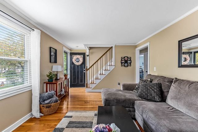 40 Benefit St, Attleboro, MA 02703
