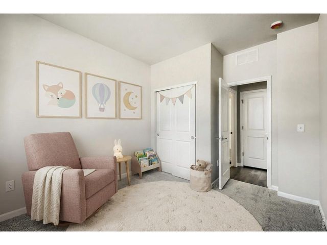 2430 Heyworth Ln, Fort Collins, CO 80524