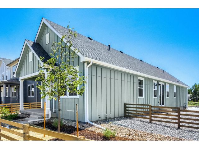 2430 Heyworth Ln, Fort Collins, CO 80524
