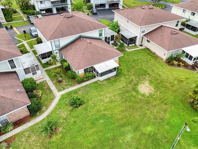 3297 Royal Canadian TRCE 1, Fort Myers, FL 33907
