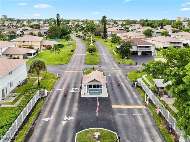 3297 Royal Canadian TRCE 1, Fort Myers, FL 33907
