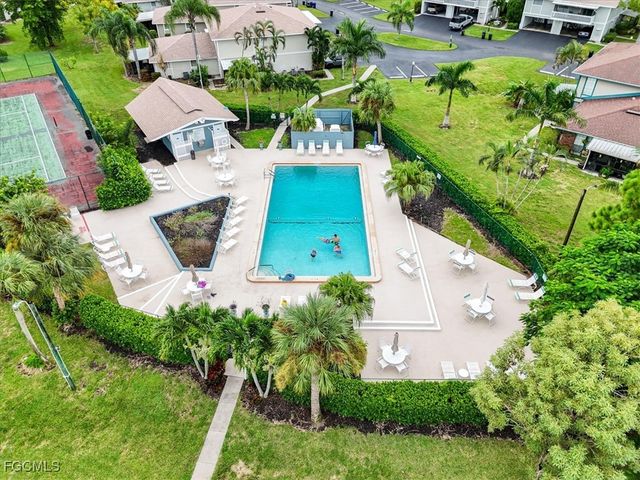 3297 Royal Canadian TRCE 1, Fort Myers, FL 33907