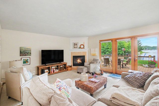 46896 Meadow Lane, Hamilton Twp, MI 49045