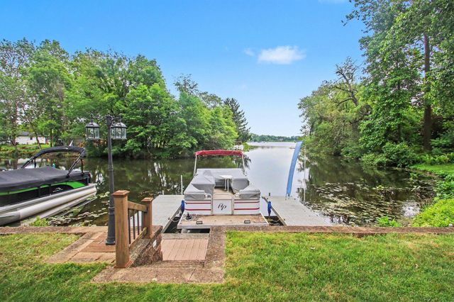 46896 Meadow Lane, Hamilton Twp, MI 49045