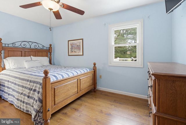 662 BEDINGTON CIR, Manheim, PA 17545