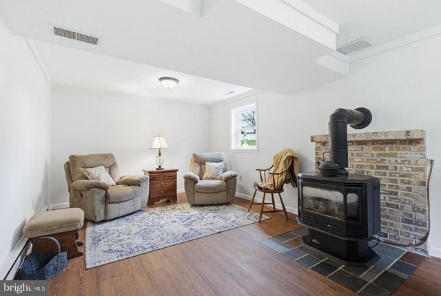 662 BEDINGTON CIR, Manheim, PA 17545