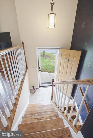 662 BEDINGTON CIR, Manheim, PA 17545