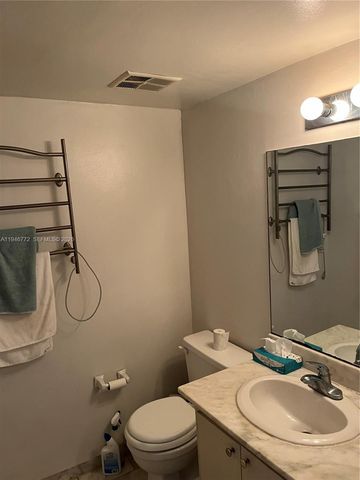 2640 NE 135th Street 312, North Miami, FL 33181