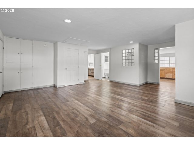 3947 STANLEY Ln, Salem, OR 97302