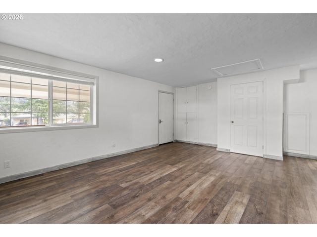 3947 STANLEY Ln, Salem, OR 97302