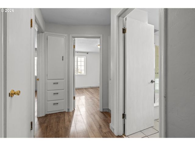 3947 STANLEY Ln, Salem, OR 97302