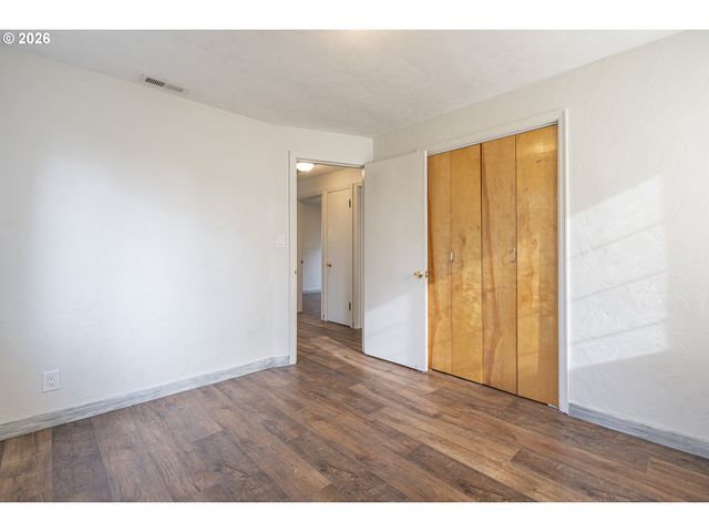 3947 STANLEY Ln, Salem, OR 97302