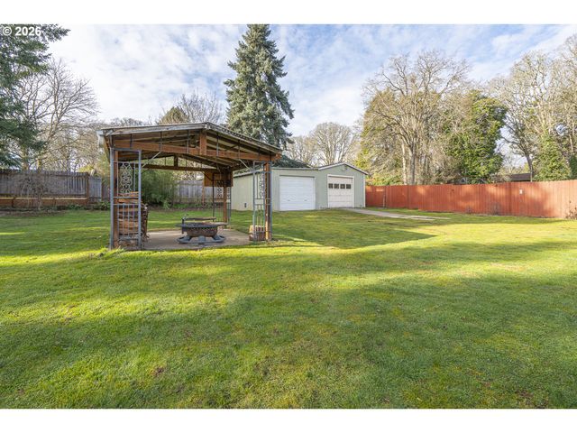 3947 STANLEY Ln, Salem, OR 97302