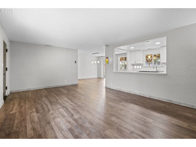 3947 STANLEY Ln, Salem, OR 97302