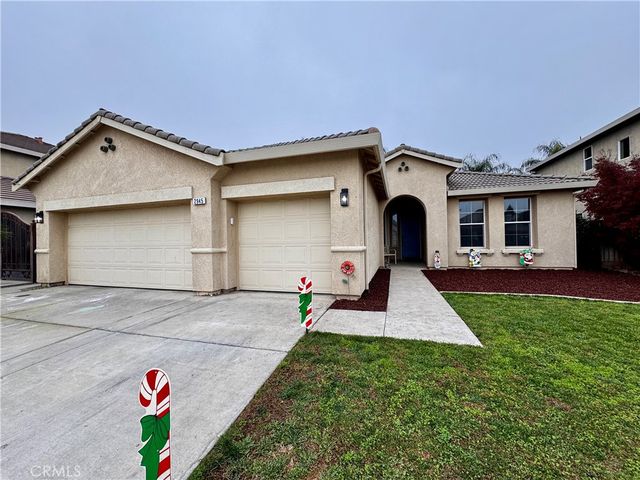 2945 W Vine, Visalia, CA 93291
