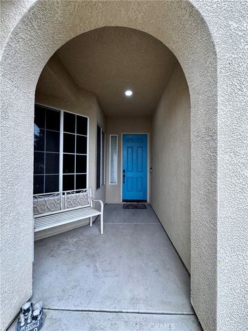 2945 W Vine, Visalia, CA 93291