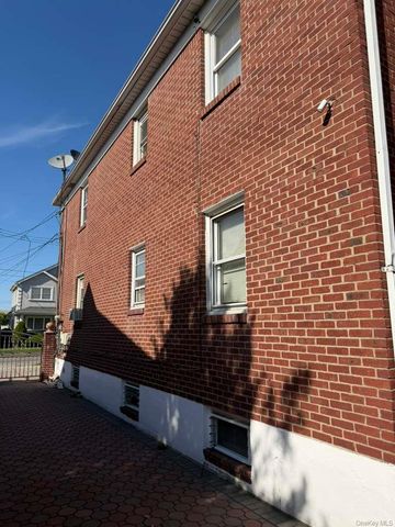 24720 136th Road, Rosedale, NY 11422