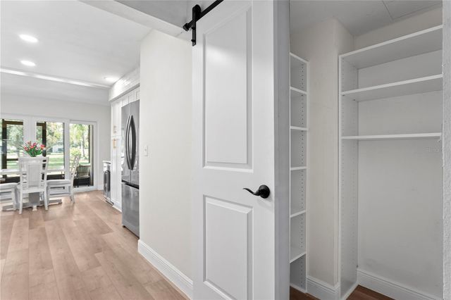 4910 BAY STREET NE 111, St Petersburg, FL 33703