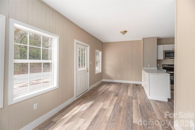 448 Sand Hill Road, Asheville, NC 28806