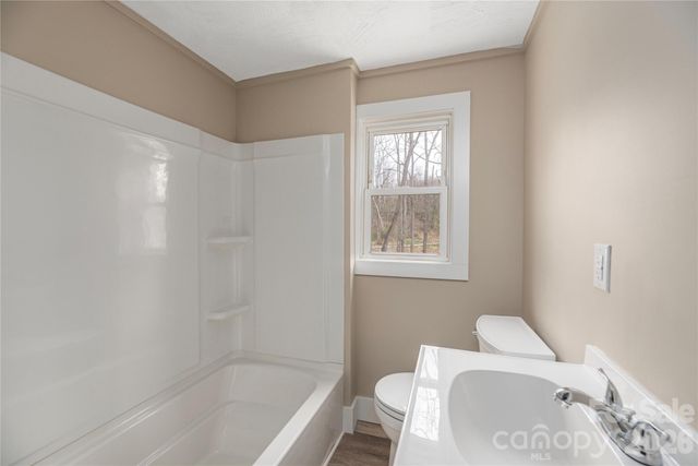 448 Sand Hill Road, Asheville, NC 28806