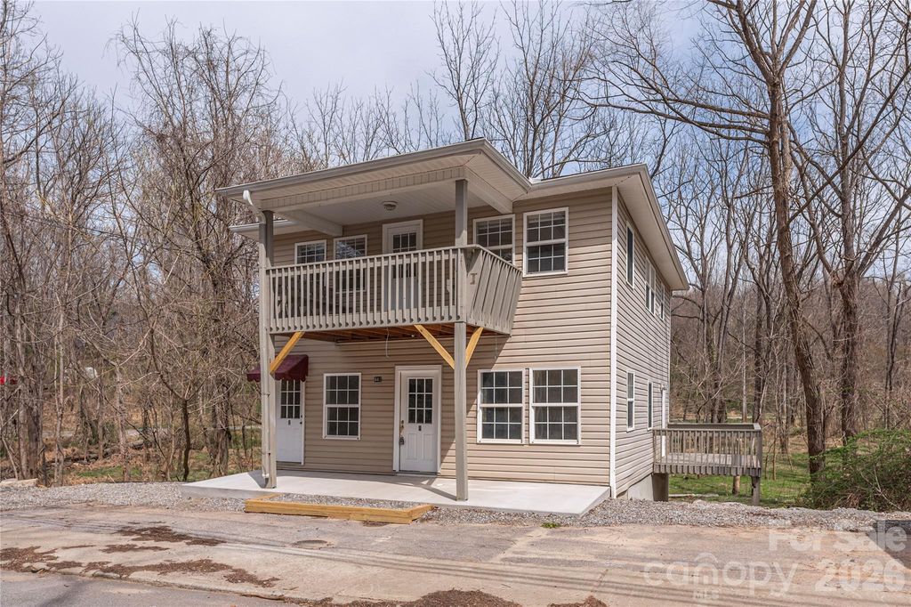 448 Sand Hill Road, Asheville, NC 28806