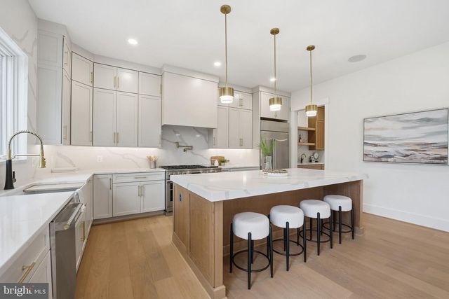 7228 ALLAN AVE, Falls Church, VA 22046