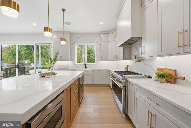 7228 ALLAN AVE, Falls Church, VA 22046