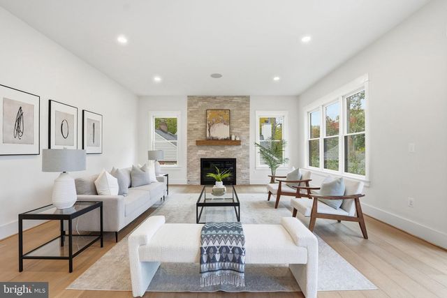 7228 ALLAN AVE, Falls Church, VA 22046