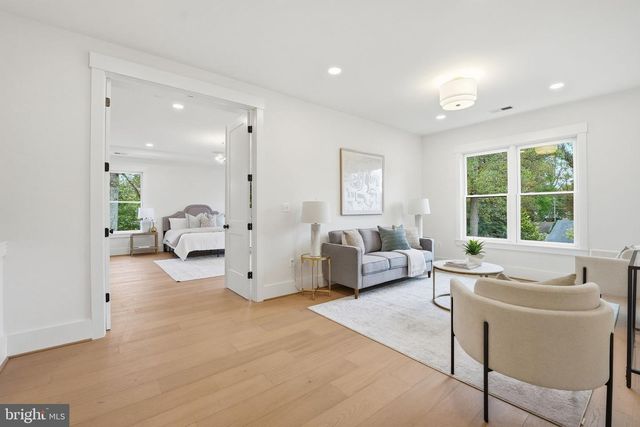 7228 ALLAN AVE, Falls Church, VA 22046