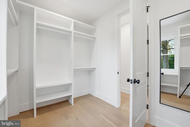 7228 ALLAN AVE, Falls Church, VA 22046