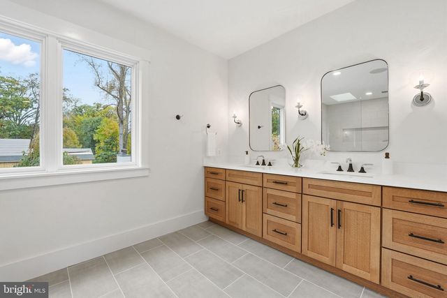 7228 ALLAN AVE, Falls Church, VA 22046