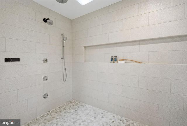 7228 ALLAN AVE, Falls Church, VA 22046