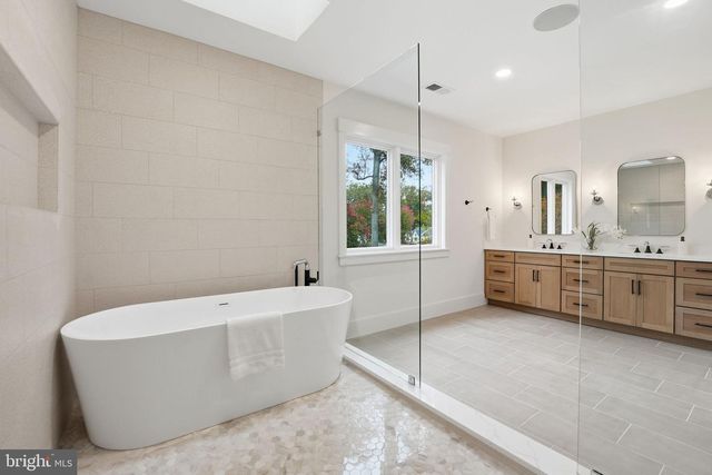 7228 ALLAN AVE, Falls Church, VA 22046