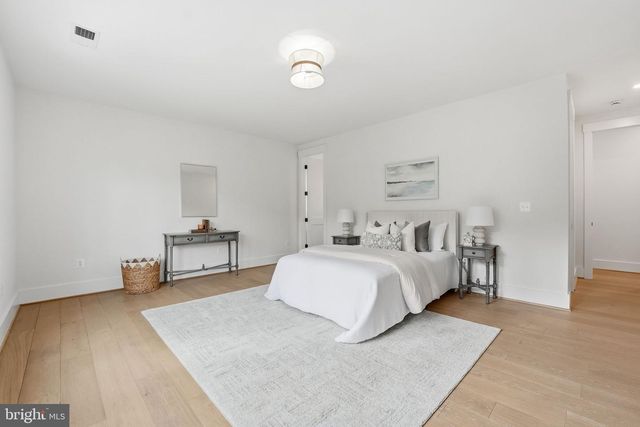 7228 ALLAN AVE, Falls Church, VA 22046