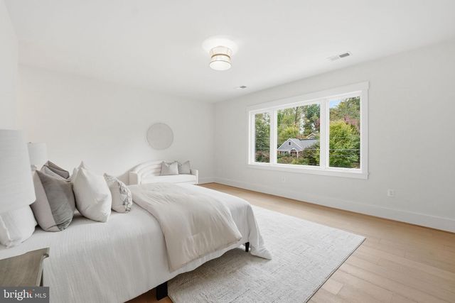 7228 ALLAN AVE, Falls Church, VA 22046