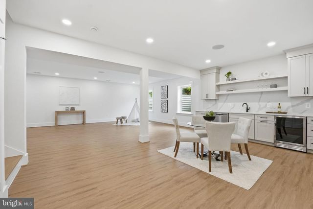 7228 ALLAN AVE, Falls Church, VA 22046