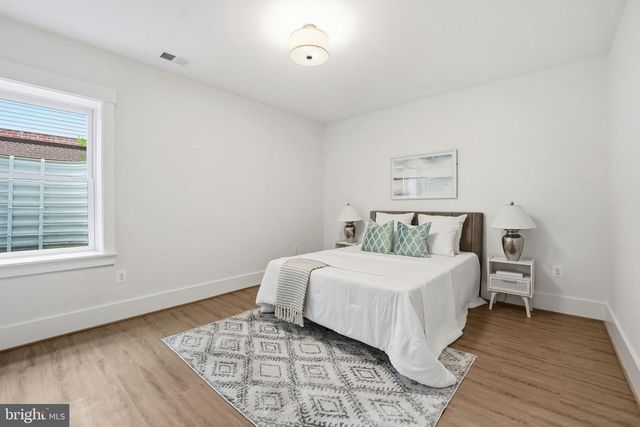 7228 ALLAN AVE, Falls Church, VA 22046