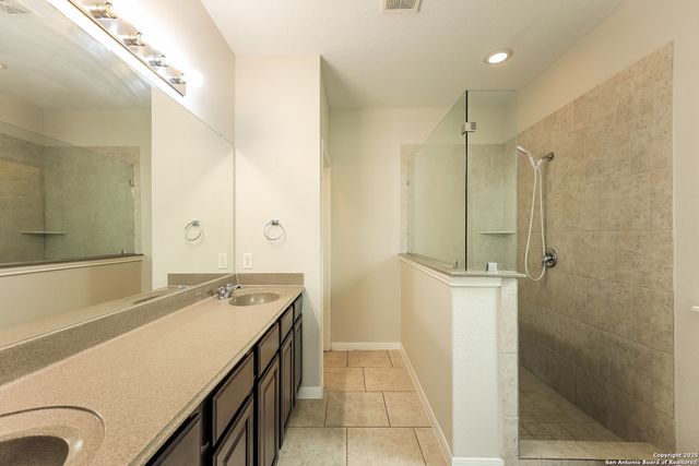 8811 Palmetto Park, Converse, TX 78109