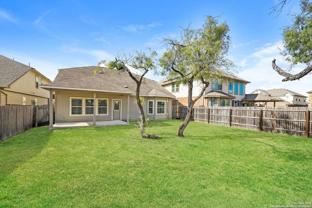 8811 Palmetto Park, Converse, TX 78109