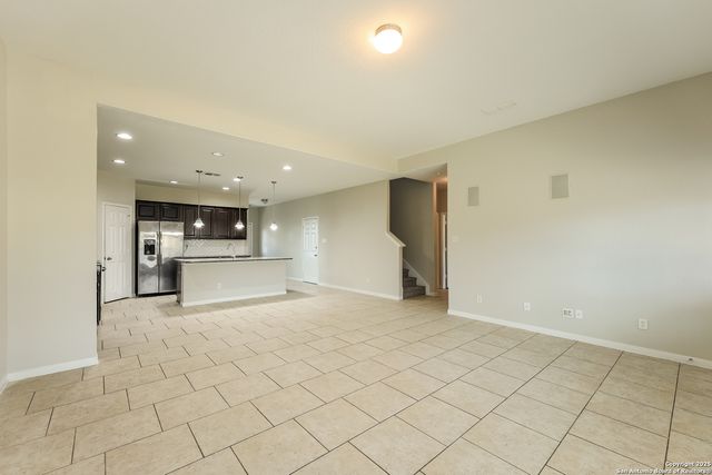 8811 Palmetto Park, Converse, TX 78109