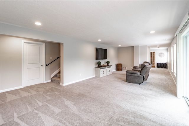 855 Sunrise Ridge Court, Hamilton Twp, OH 45039