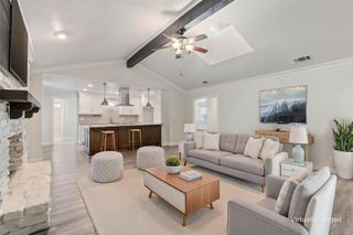 2301 Huntington Drive, Plano, TX 75075