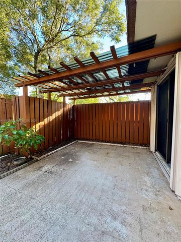 9143D SW 23rd St, Davie, FL 33324